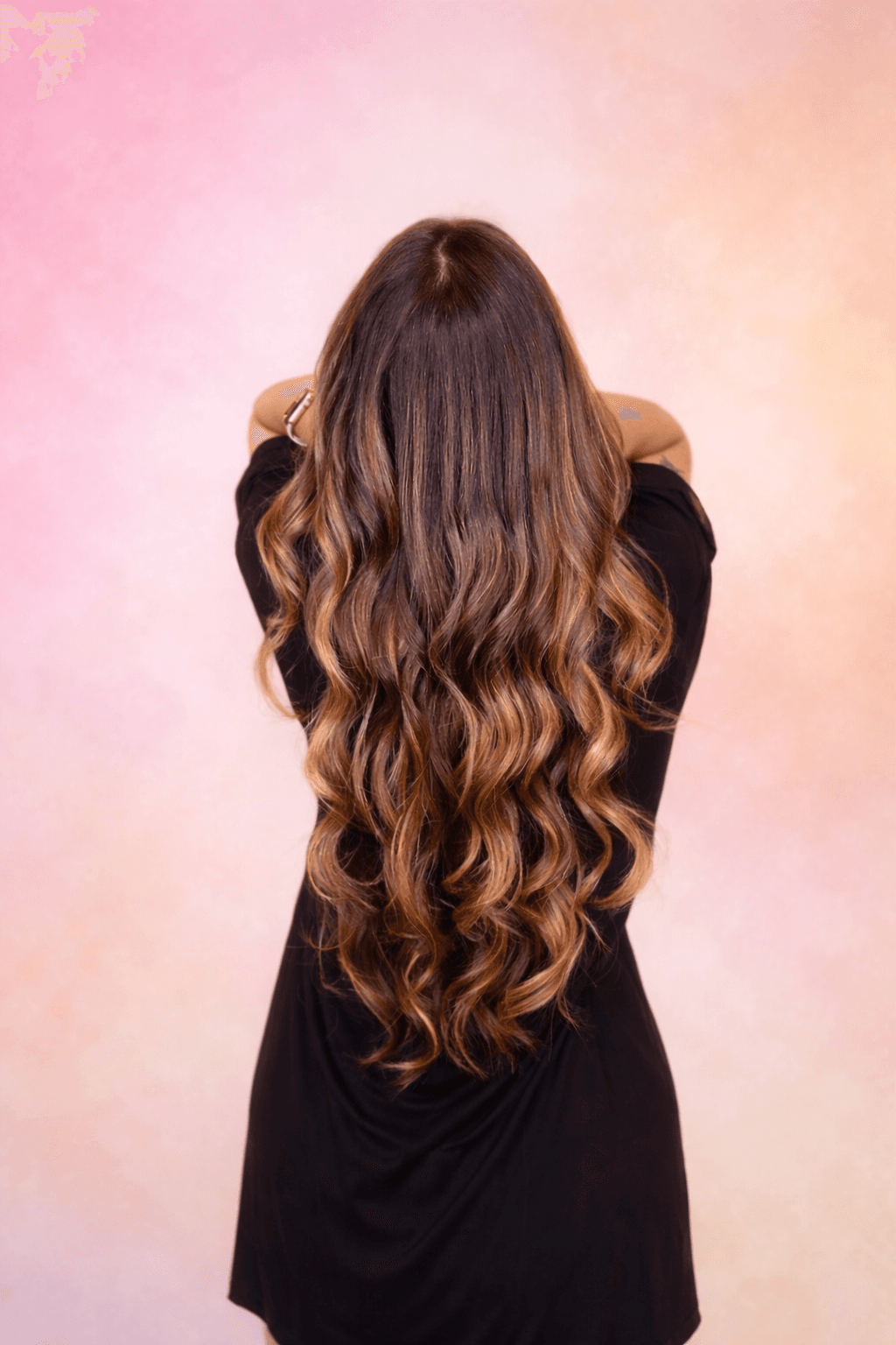 Modelo con cabello saludable en El Salonn